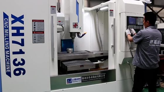 금속 자동 XK7136 CNC 밀링 머신