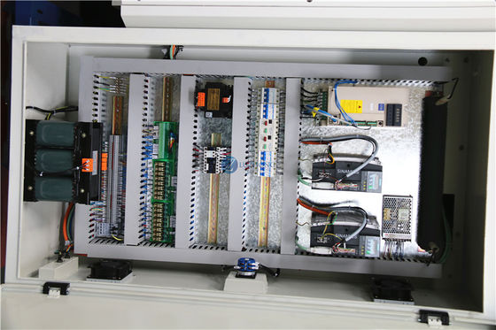 Cnc 가공 경사 침대 CNC 선반 맞춤형 터닝 선반 TCK520